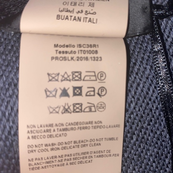 Versace Medusa Unisex Scarf NWT super soft and elegant - Picture 10 of 10